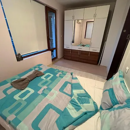 Vqra Sarafovo Apartment *