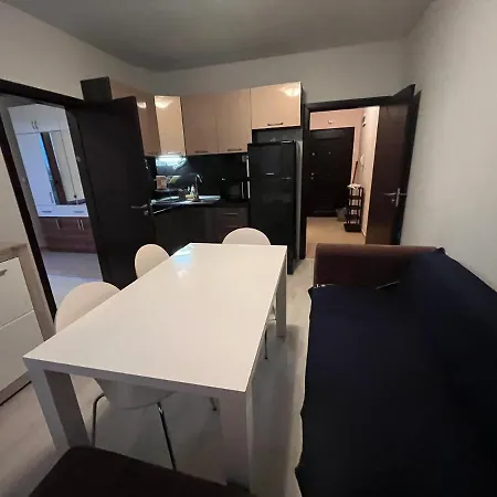 Vqra Sarafovo * Бургас